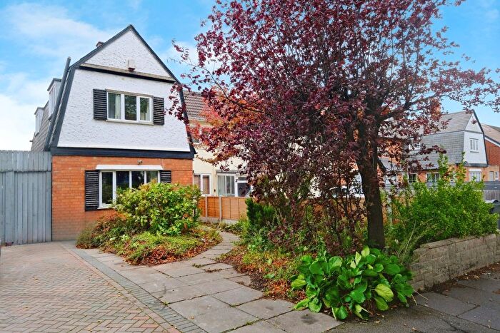3 Bedroom End Terrace House For Sale In Fox Hollies Road, Hall Green, Birmingham, West Midlands, B28