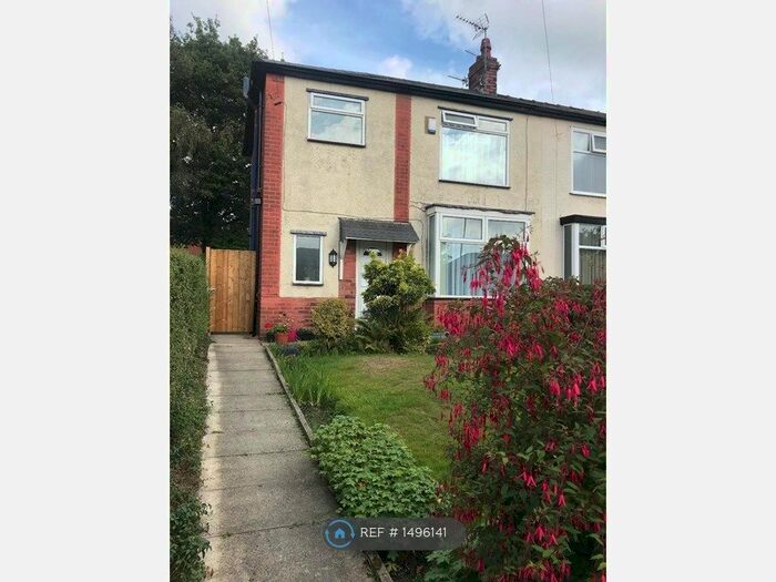 3 Bedroom Semi-Detached House To Rent In Breightmet Drive, Bolton, BL2