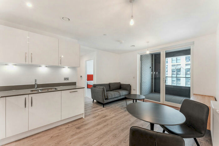 1 Bedroom Apartment To Rent In Fortunes Dock, Canning Town London, E16