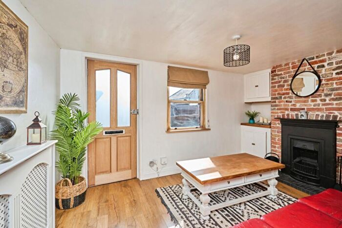 2 Bedroom Terraced House For Sale In Carisbrooke High Street, Newport, Isle Of Wight, PO30