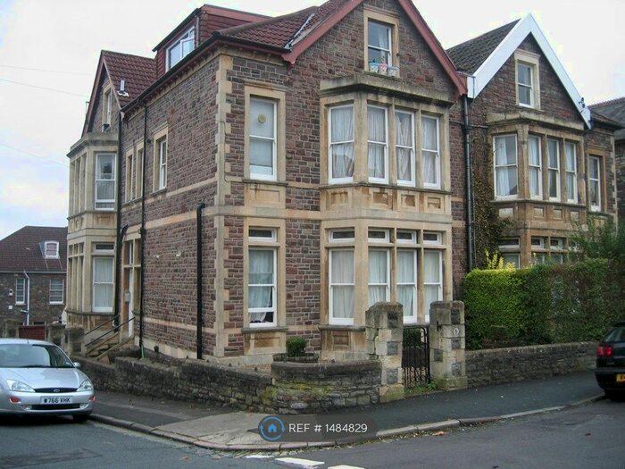 Studio To Rent In Walsingham Road, Bristol, BS6