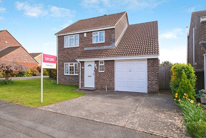 4 Bedroom Detached House For Sale In Cornwall Crescent, Bristol, BS37