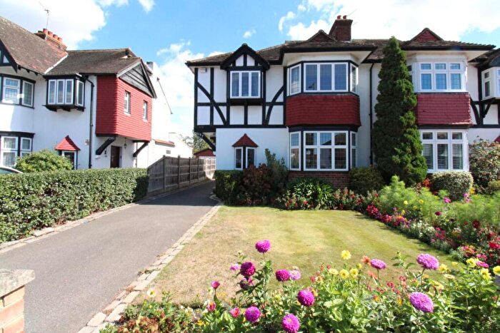 3 Bedroom Semi-Detached House For Sale In Corbets Tey Road, Upminster, Essex, RM14