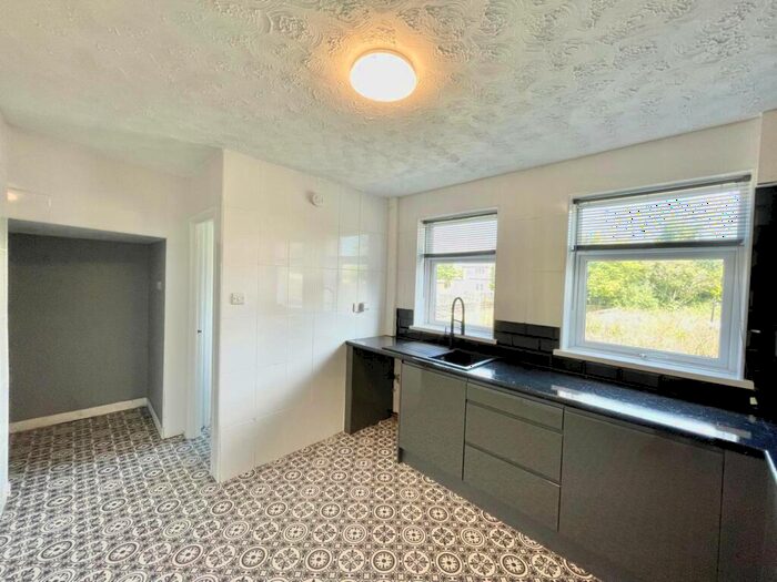 2 Bedroom Semi-Detached House To Rent In Windsor Crescent, Hebburn, NE31