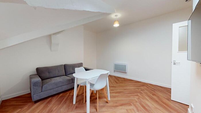 1 Bedroom House To Rent In Victoria Terrace, Leeds, LS3