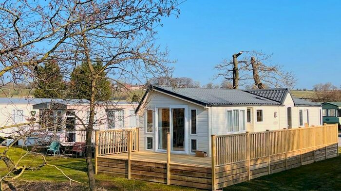 2 Bedroom Mobile/park Home For Sale In Linburn Beck Park, Hamsterley, DL13