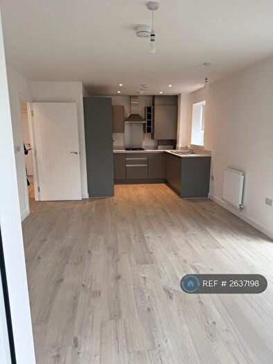 2 Bedroom Flat To Rent In Everard Road, Greenhithe, DA9