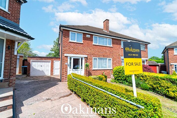 3 Bedroom Semi-Detached House For Sale In Plymouth Close, Birmingham, West Midlands, B31
