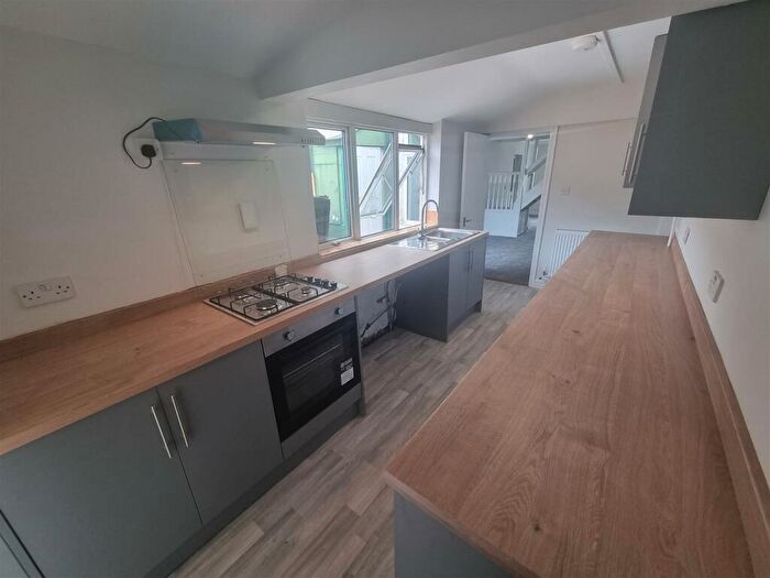 3 Bedroom House To Rent In Charles Street, Lincoln, LN5