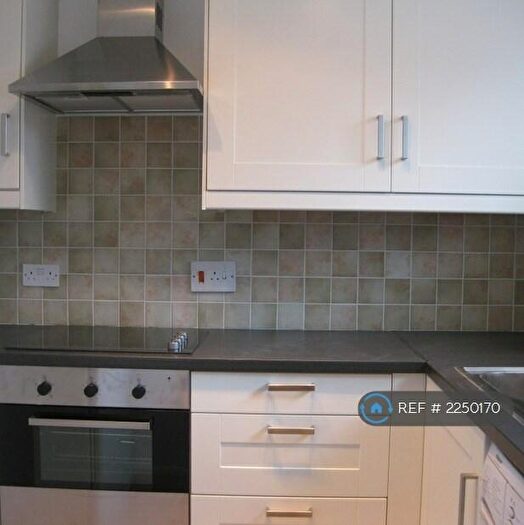 1 Bedroom Flat To Rent In Gillings Court, Barnet, EN5