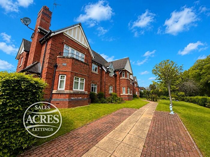 2 Bedroom Apartment For Sale In Ryknild Drive, Streetly, Sutton Coldfield, B74