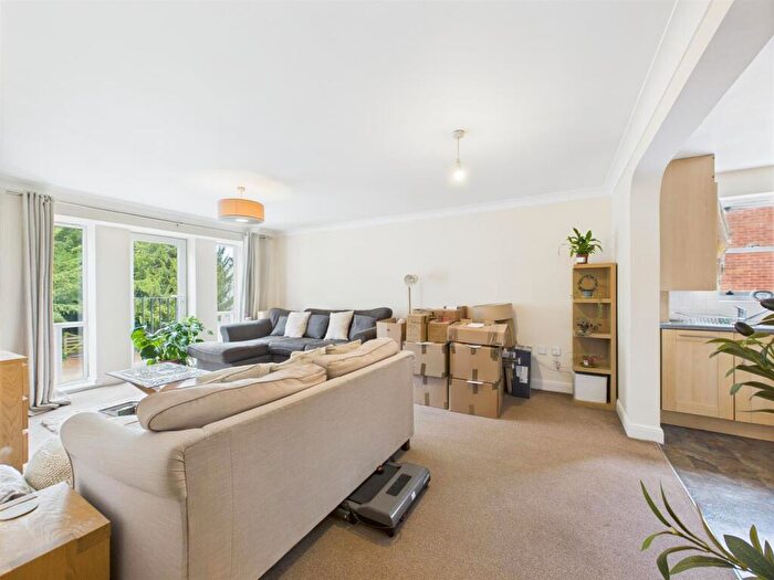 2 Bedroom Apartment To Rent In Wirksworth Road, Duffield, Derby, DE56