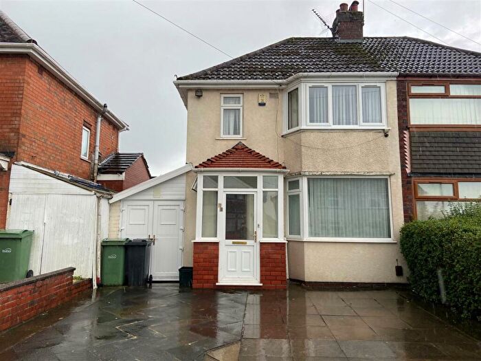 3 Bedroom Semi-Detached House To Rent In Lyttleton Avenue, Halesowen, B62