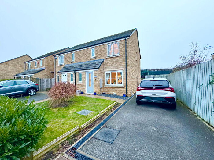 3 Bedroom Semi-Detached House For Sale In Cubley Wood Way, Penistone, Sheffield, S36