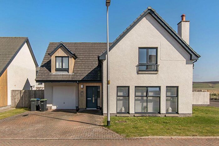 4 Bedroom Detached House For Sale In Craigengar Gate, West Linton, EH46