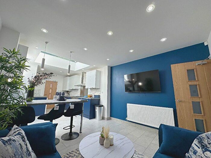 6 Bedroom Terraced House To Rent In Harrow Road, Selly Oak, Birmingham, B29