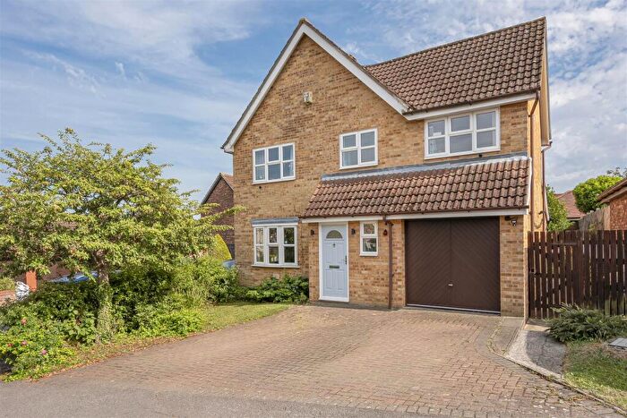 4 Bedroom Detached House For Sale In Fulmar Close, Colchester, CO4