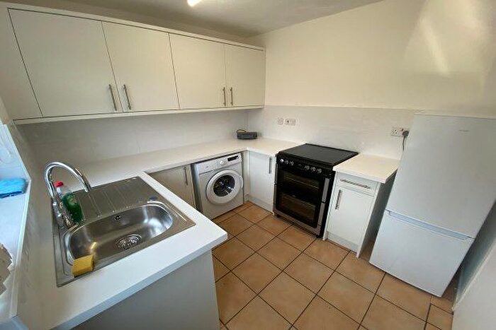 2 Bedroom Property To Rent In Kelso Gardens, Wolverhampton, WV6