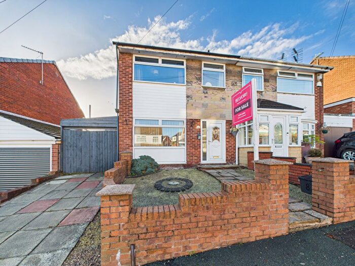 3 Bedroom Semi-Detached House For Sale In Mayfield Avenue, Sutton Heath, St Helens, WA9
