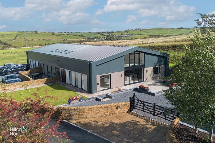 4 Bedroom Semi-detached House For Sale In Proctor Cote Barn, Todmorden Road, Briercliffe, BB10