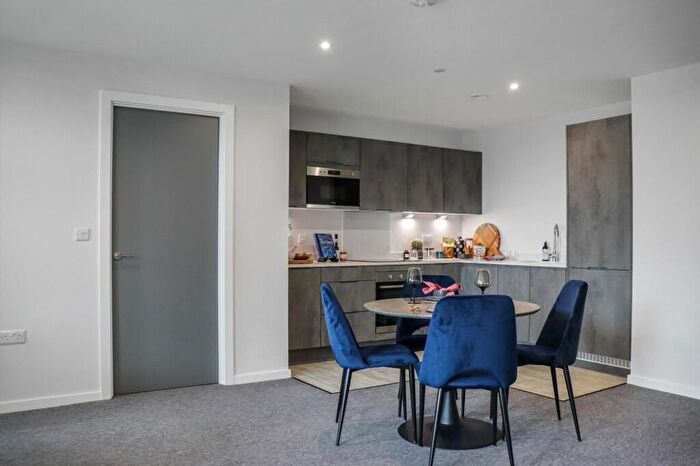 2 Bedroom Apartment To Rent In The Interchange, Stockport, SK3