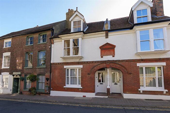 2 Bedroom Terraced House To Rent In St Margaret Street, Rochester, ME1