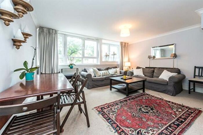 3 Bedroom Flat To Rent In Badric Court, Yelverton Road, London, SW11