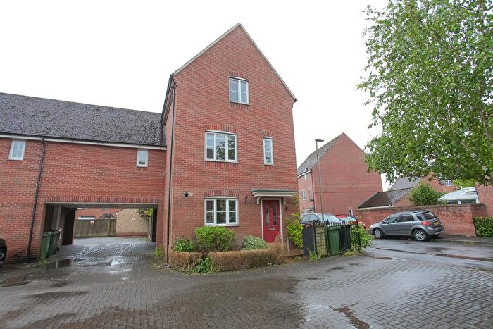 3 Bedroom Terraced House To Rent In Robinson Road, Wootton, Boars Hill, Oxford, OX1