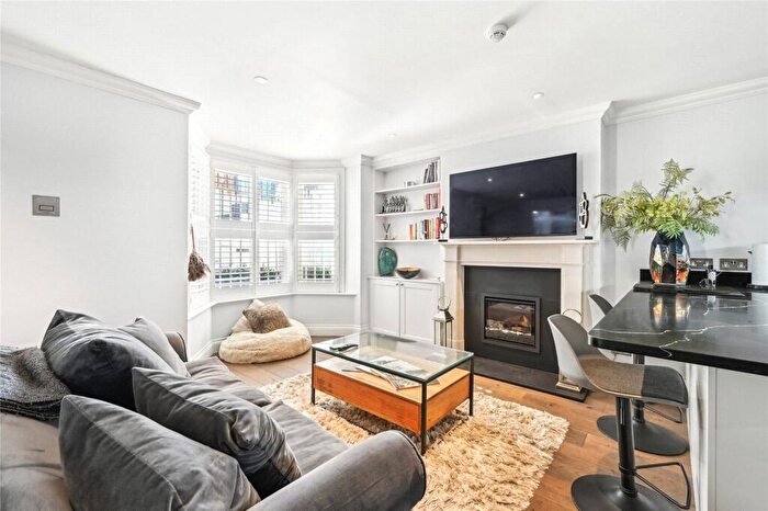 1 Bedroom Apartment To Rent In Burnaby Street, Chelsea, London, SW10