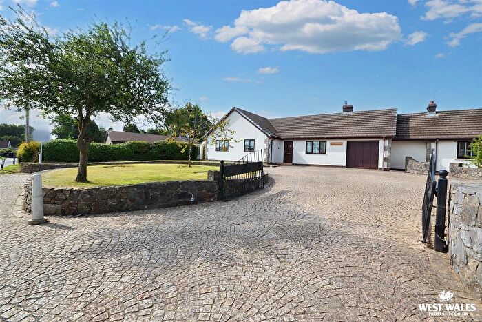 3 Bedroom Detached Bungalow For Sale In Burton, Milford Haven, SA73