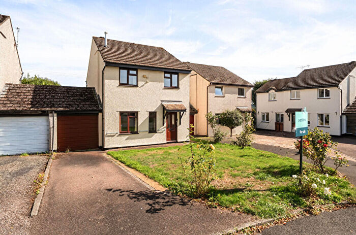 3 Bedroom Detached House For Sale In Hederman Close, Silverton, Exeter, EX5