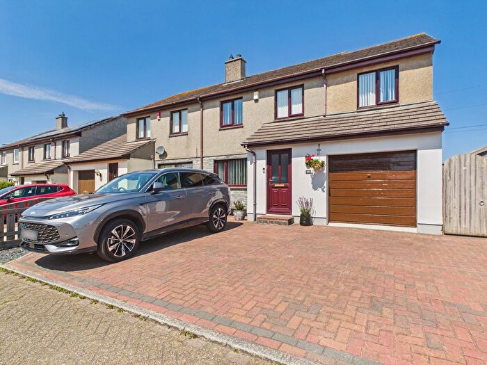 4 Bedroom Property For Sale In Sunnyside Parc, Illogan, Redruth, TR15