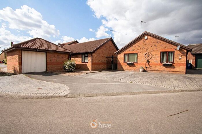 2 Bedroom Detached Bungalow For Sale In Fairford Close, Cantley, Doncaster, DN4