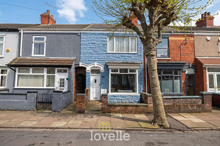 2 Bedroom Terraced House For Sale In Fairmont Road, Grimsby, DN32