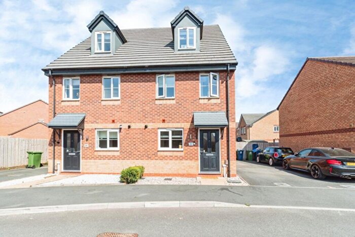 3 Bedroom Semi Detached House For Sale In Till View, Stafford, Staffordshire, ST16