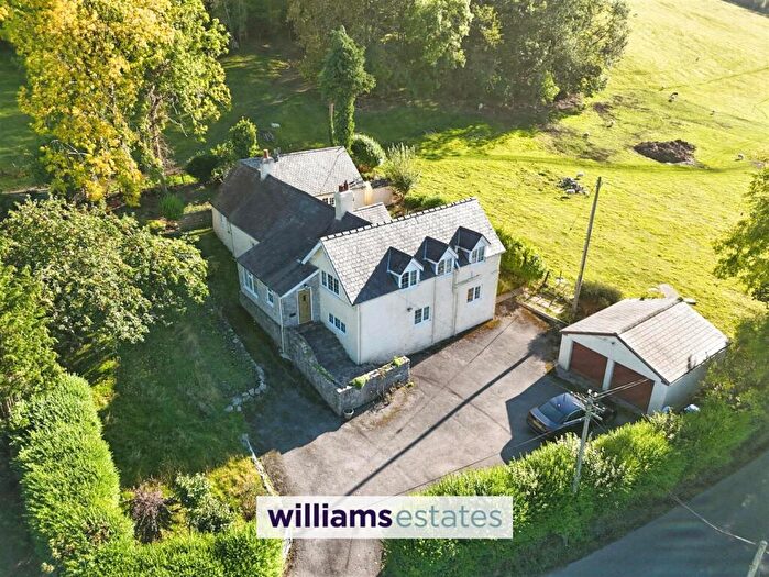 4 Bedroom Detached House For Sale In Bontuchel, Ruthin, LL15