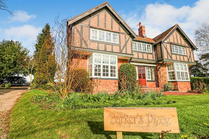 5 Bedroom Detached House For Sale In Dog Lane, Coleshill, Birmingham, B46