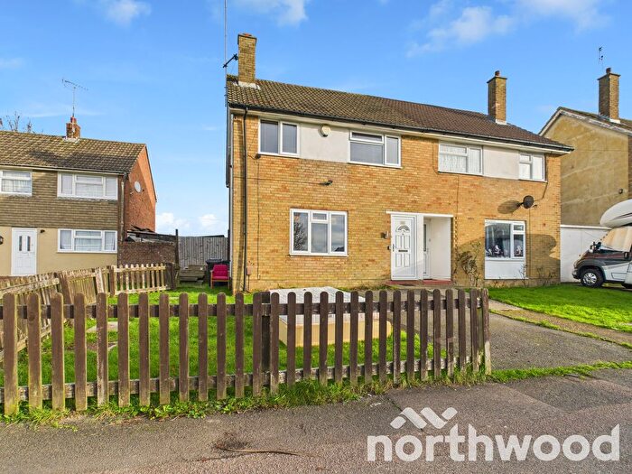 3 Bedroom Semi Detached House For Sale In Noakes Meadow, South Ashford, Ashford, TN23