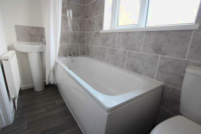 3 Bedroom Terraced House To Rent In Ward Street, Cleethorpes, DN35