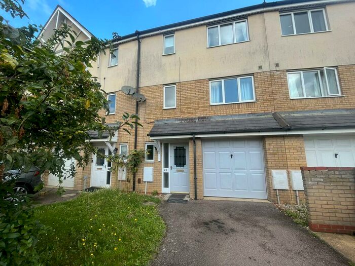 4 Bedroom House To Rent In Clement Drive, Peterborough, PE2