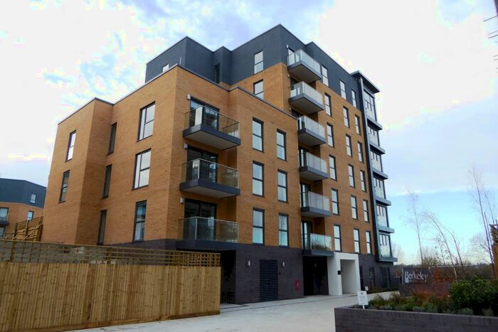 1 Bedroom Apartment To Rent In Montagu House, Padworth Avenue, Reading, RG2