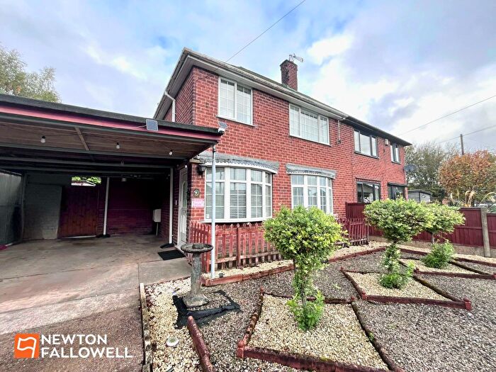 3 Bedroom Semi Detached House For Sale In Davey Road, Mansfield, NG18