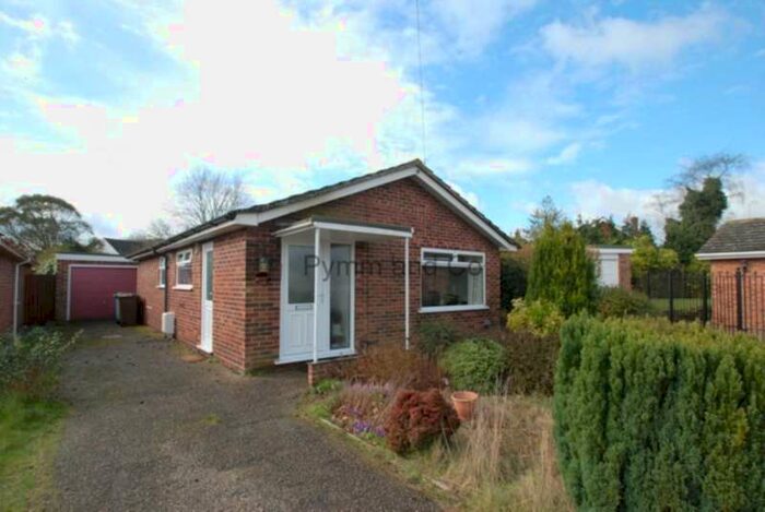 3 Bedroom Bungalow To Rent In Wren Close, Norwich, NR4