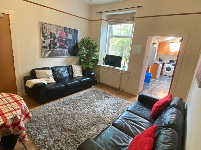 4 Bedroom Terraced House To Rent In Belmont Road, Aberdeen, AB25