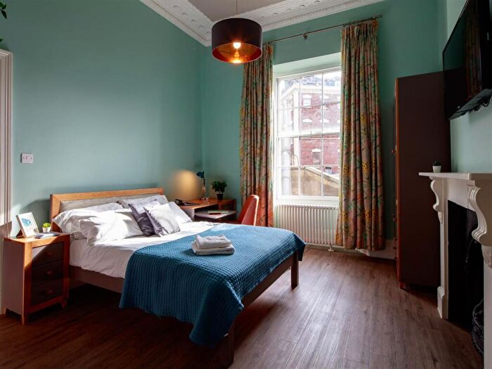 6 Bedroom Flat To Rent In Queens Road, Bristol, BS8