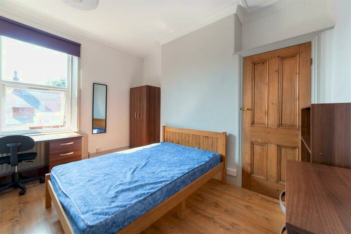 6 Bedroom Terraced House To Rent In £pppw - Hunters Road, Spital Tongues, Newcastle Upon Tyne, NE2