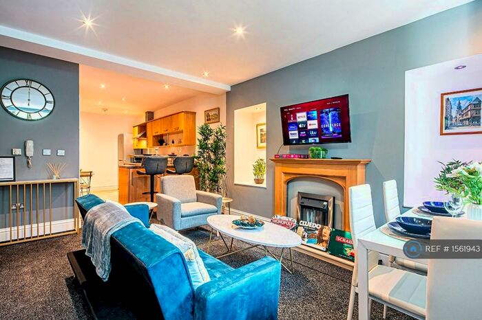 2 Bedroom Maisonette To Rent In Mowbray Street, Sheffield, S3