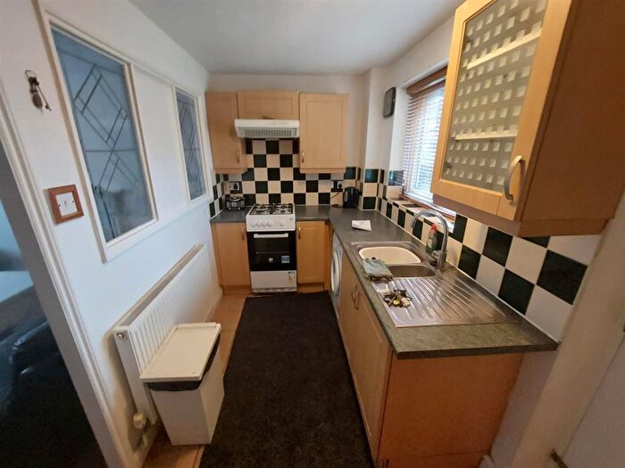2 Bedroom Terraced House To Rent In Sefton Grove, Tipton, DY4