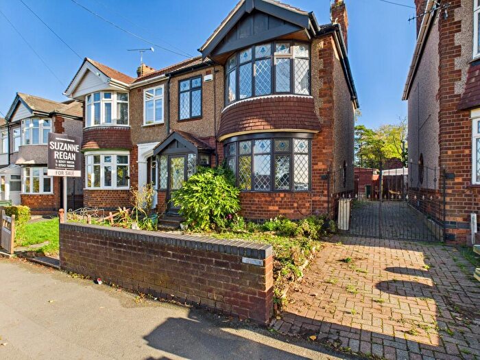 3 Bedroom Semi Detached House For Sale In Attoxhall Road, Wyken, Coventry, CV2