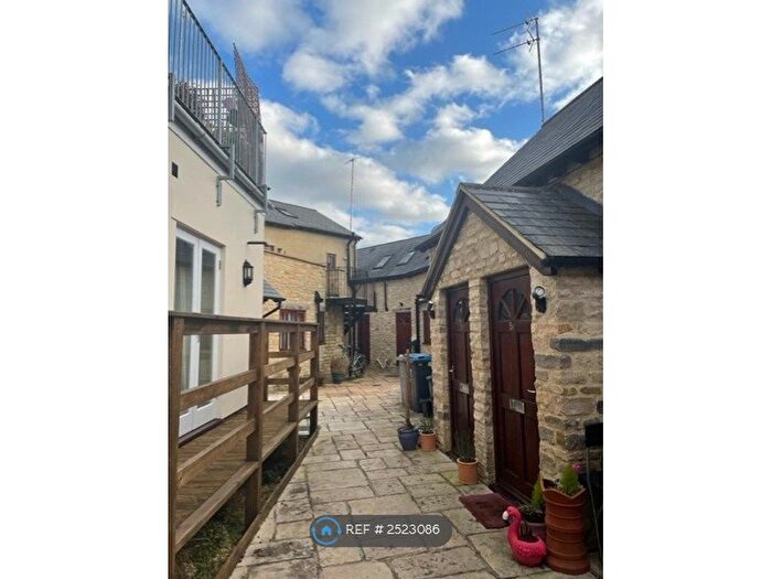 1 Bedroom Flat To Rent In West End, Witney, OX28